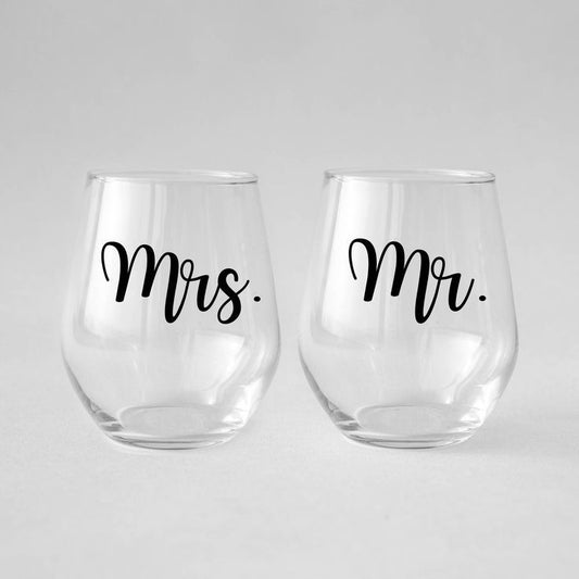 Mr and Mrs glass set